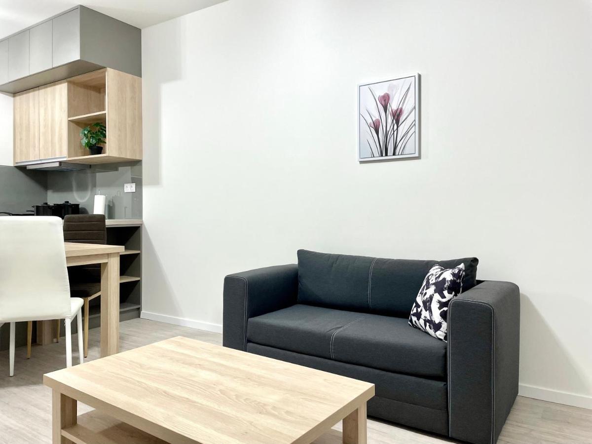 Central Stay Bratislava Bagian luar foto